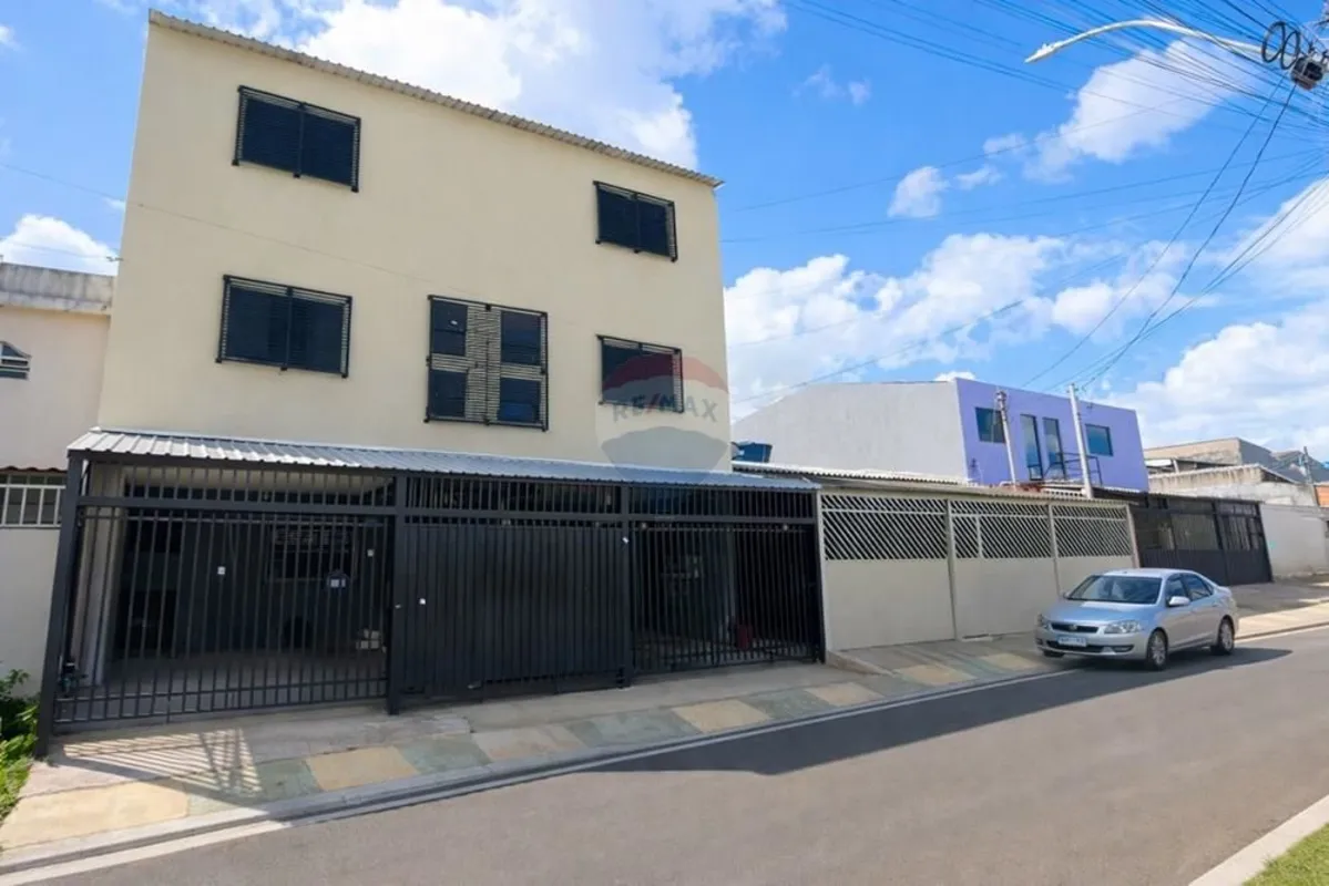Samambaia Sul - QR 513 Conjunto 10Prédio residencial com 3 pavimentos e 8 unidad...