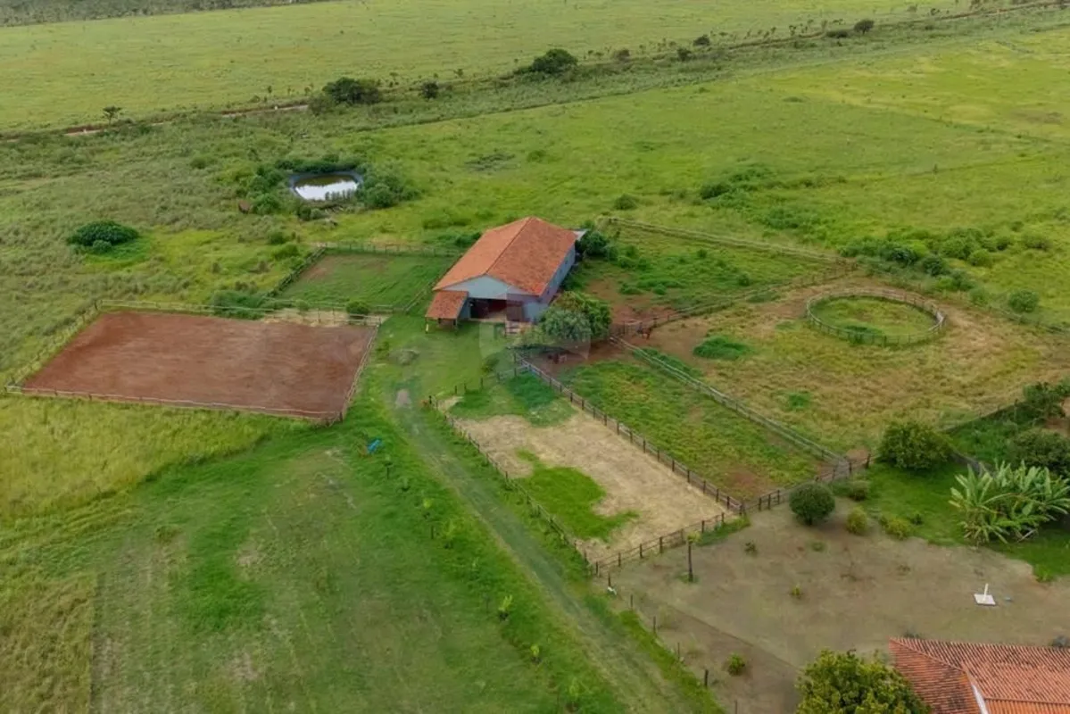 Excelente Chácara de 10 Hectares Estrutura Completa para Moradia, Lazer ou Produ...