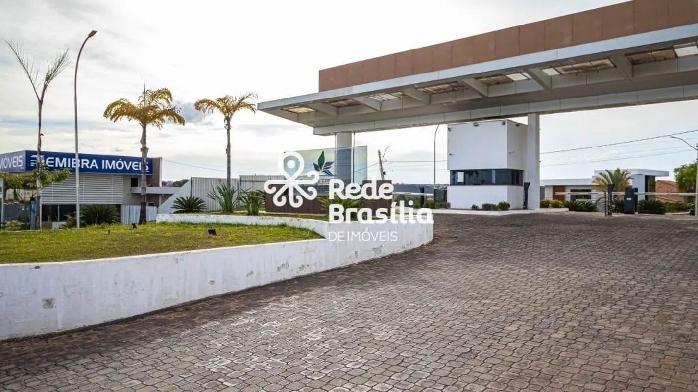 Lote à venda no Condomínio Quatro Estações, Jardim Botânico.Excelente oportunida...