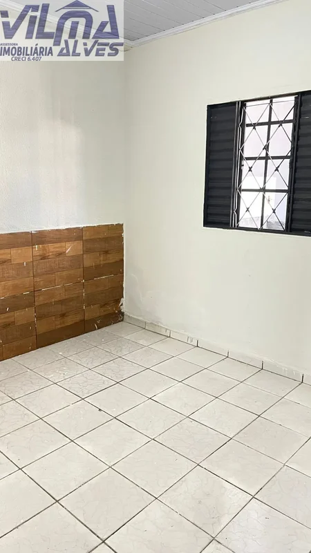 VILMA ALVES NEGÓCIOS IMOBILIÁRIOS VENDE,.eles.^.yj*CASA NA QD 407 CONJUNTO B CAS...