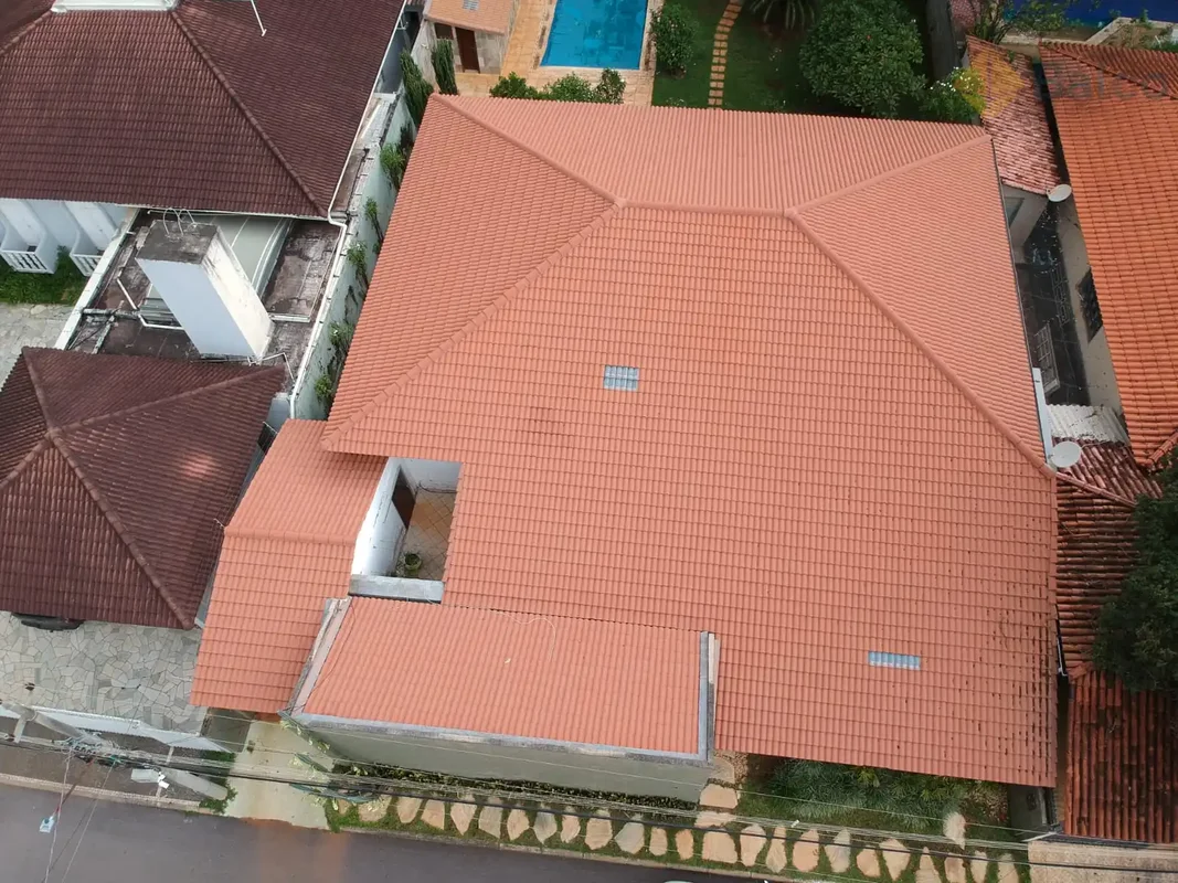 Localizada na SHIS QI 3,Descubra o conforto e o requinte de uma casa única no co...
