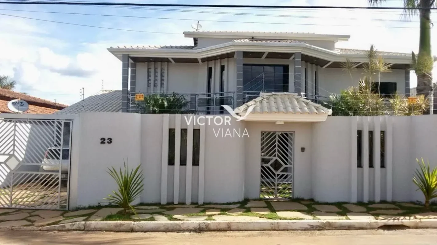 VICTOR VIANA anuncia em parceria com a THAÍS SÁCasa Sobrado de 5 Quartos com Pis...