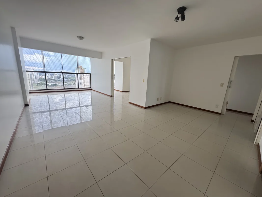 Residencial Millenium Resort – Quadra 210 | Águas ClarasApresentamos este amplo ...