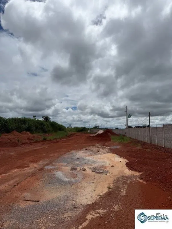 Suprema Construções e Empreendimentos Imobiliários Ltda, apresenta:Parque Esplan...