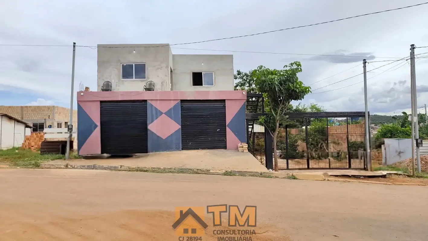 MORAR OU INVESTIRLOJA E CASA EM PONTO COMERCIAL, LOTE DE 430 M2.LOJA TODA NA LAJ...