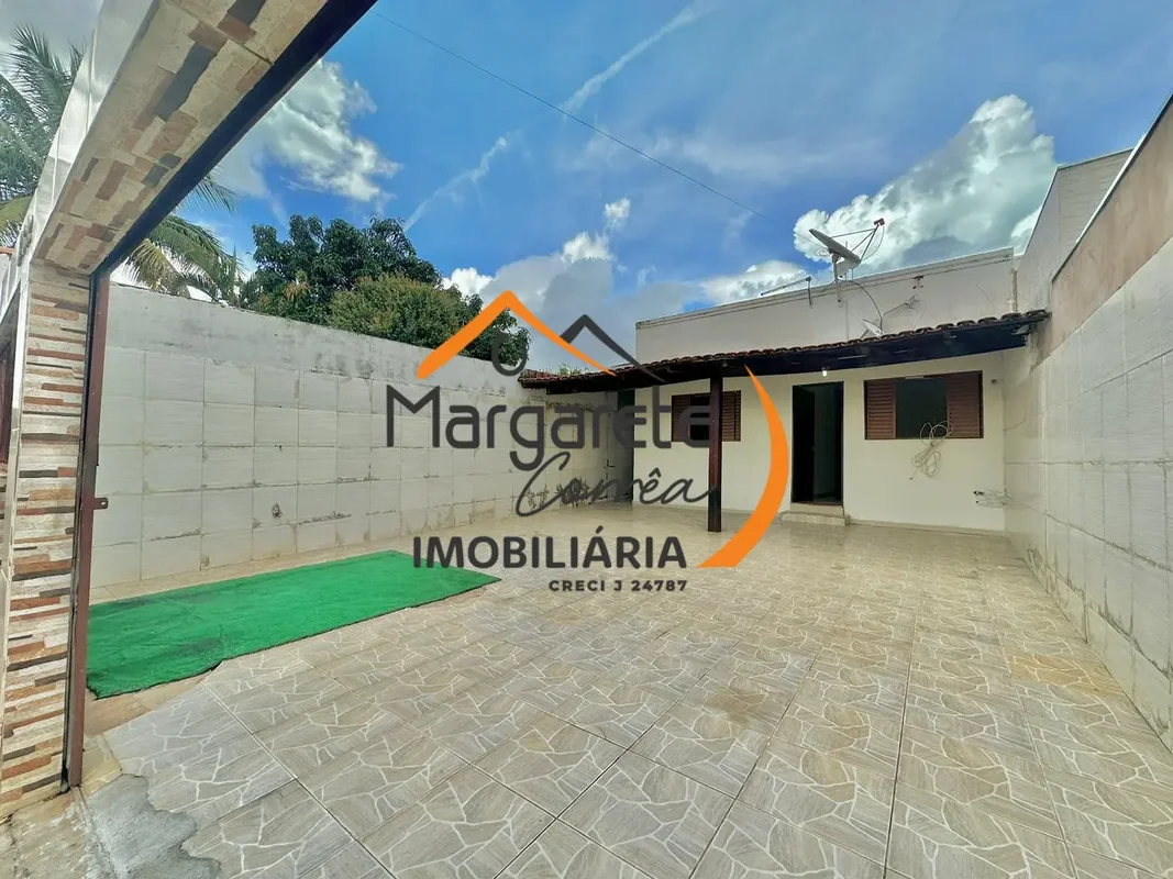 Imobiliária Margarete Corrêa Vende casa térrea no Condomínio Serra Dourada II*Ca...