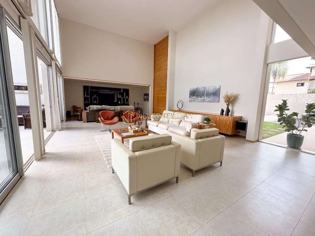Neves Teixeira Imóveis Vende:Excelente casa estilo contemporâneo, casa e piscina...