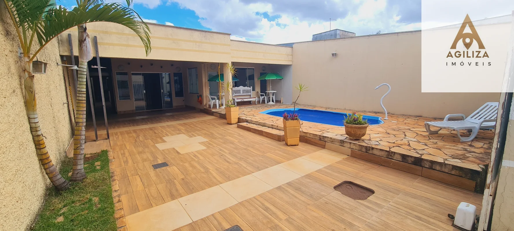 Oportunidade imperdível!Excelente imóvel em lote de 470 m², ideal para quem busc...