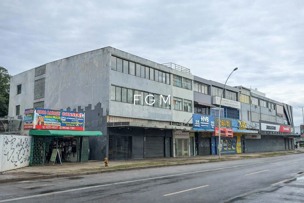 Prédio comercial localizado no Setor Comercial Residencial Sul, Asa Sul, em regi...