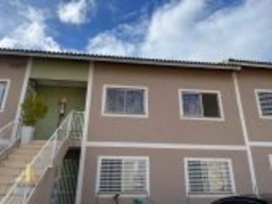 Imagine morar na tranquila Rua Saia Velha, no charmoso bairro Chacaras Ypiranga,...