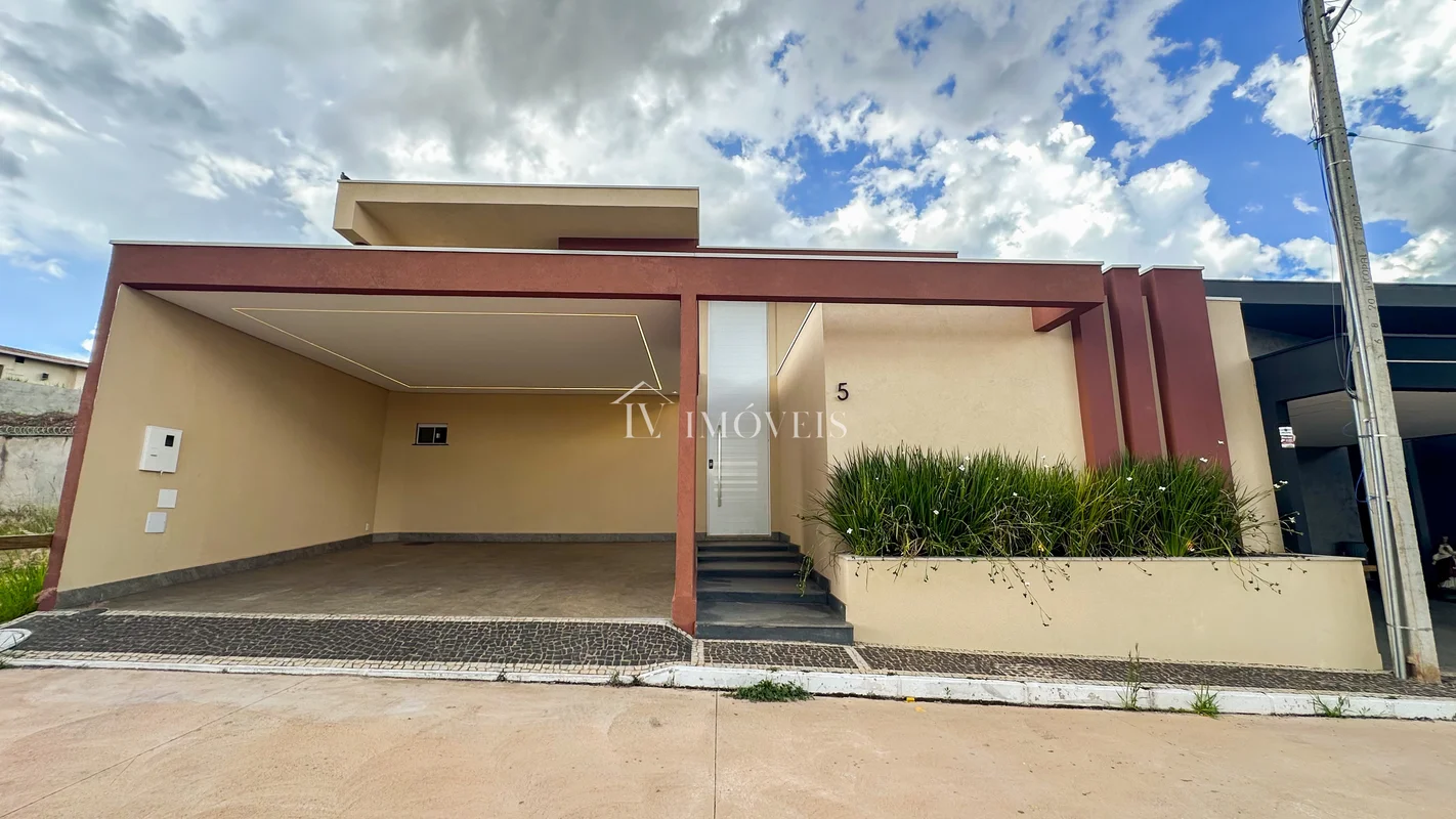 Lilian Vieira Vende:Casa de Alto Padrão | Rua 5 Vicente Pires | Vista para o Par...