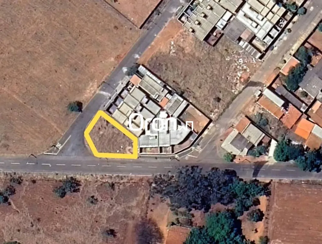CÓDIGO DO IMÓVEL: TE1272LOCALIZAÇÃO:Próximo a Avenida Ademar Vicente Ferreira.SO...