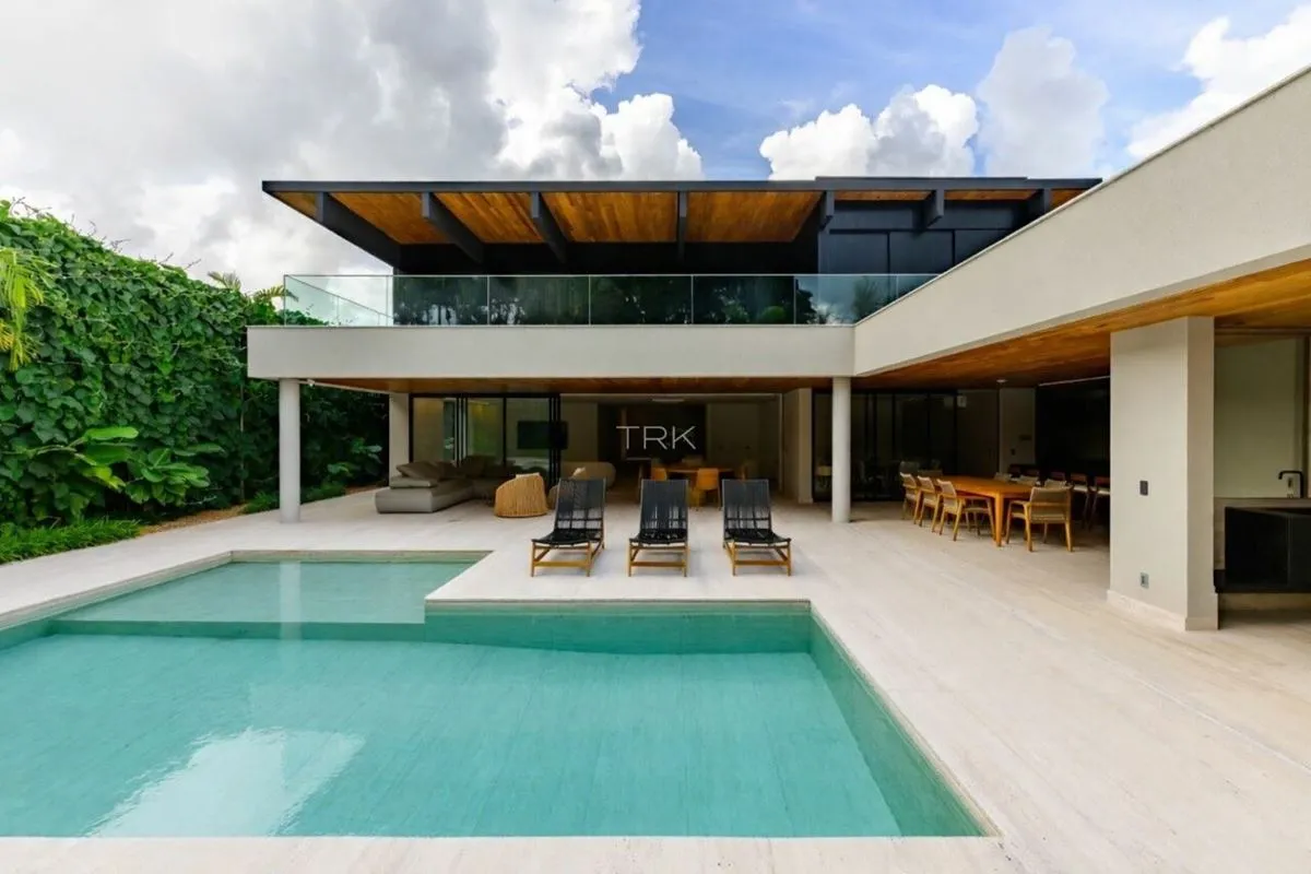 O jardim já filtra quem entende de arquitetura de quem apenas consome tendências...