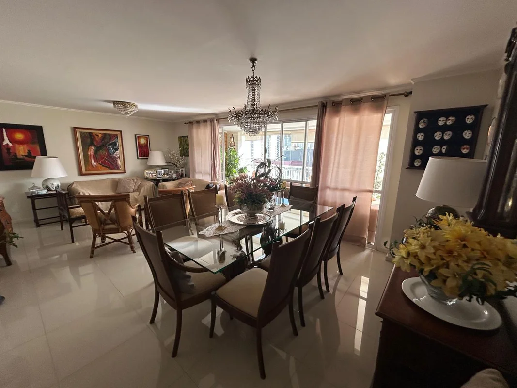 Excelente apartamento a 50m do Shopping Águas Claras, na melhor localização de Á...