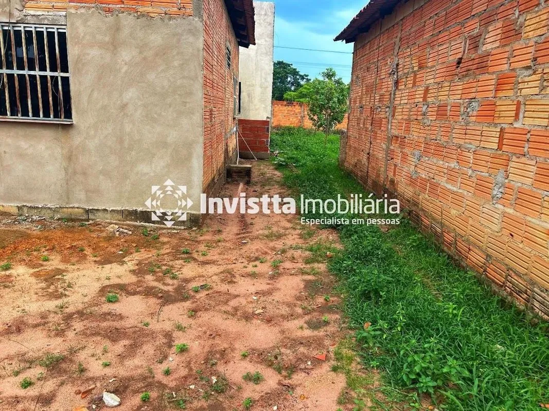Apresentamos um imóvel com grande potencial, ideal tanto para investimento quant...