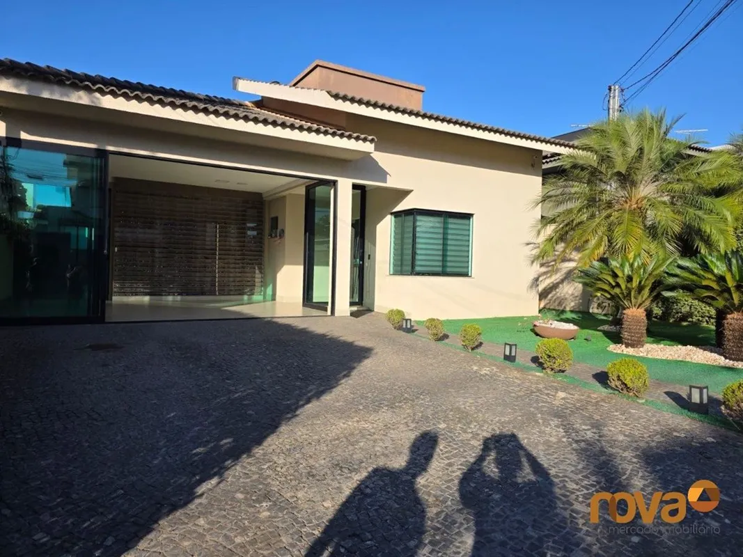 Casa térrea em condomínio fechado com 3 quartos 3 sites no Jardins MadriSão 230 ...