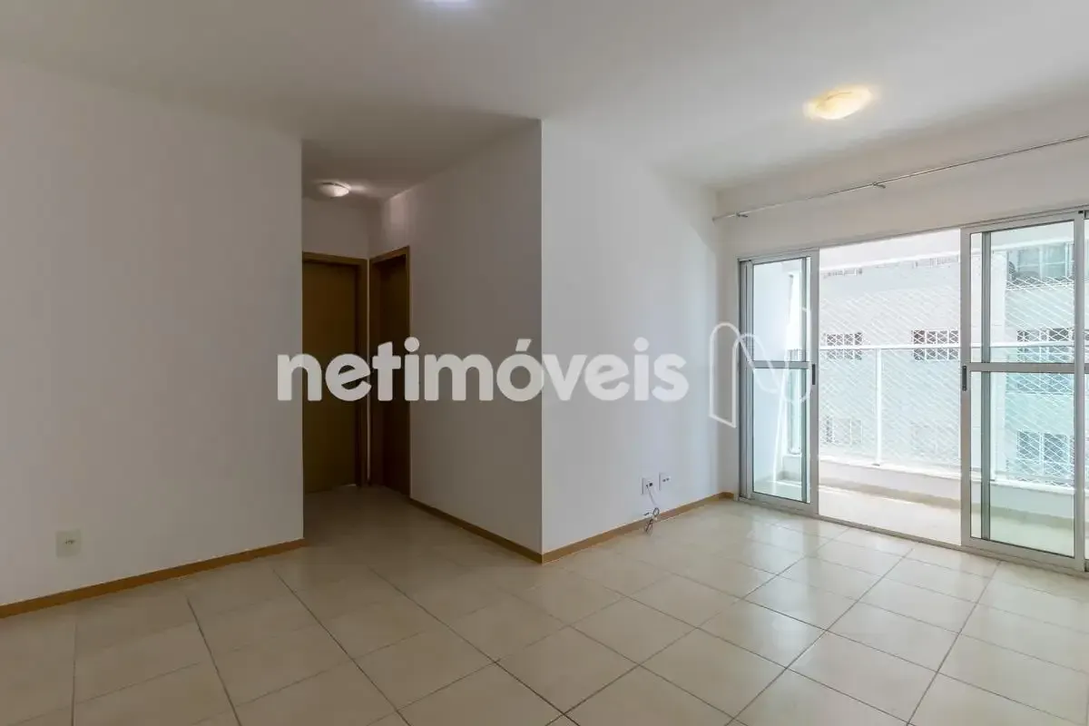 Apartamento de 02 quartos em andar alto - Residencial GamaggioreBem-vindo ao seu...