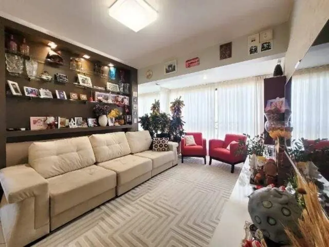 Apartamento de 3 quartos à venda no Residencial Imprensa IV, na Quadra 207 de Ág...