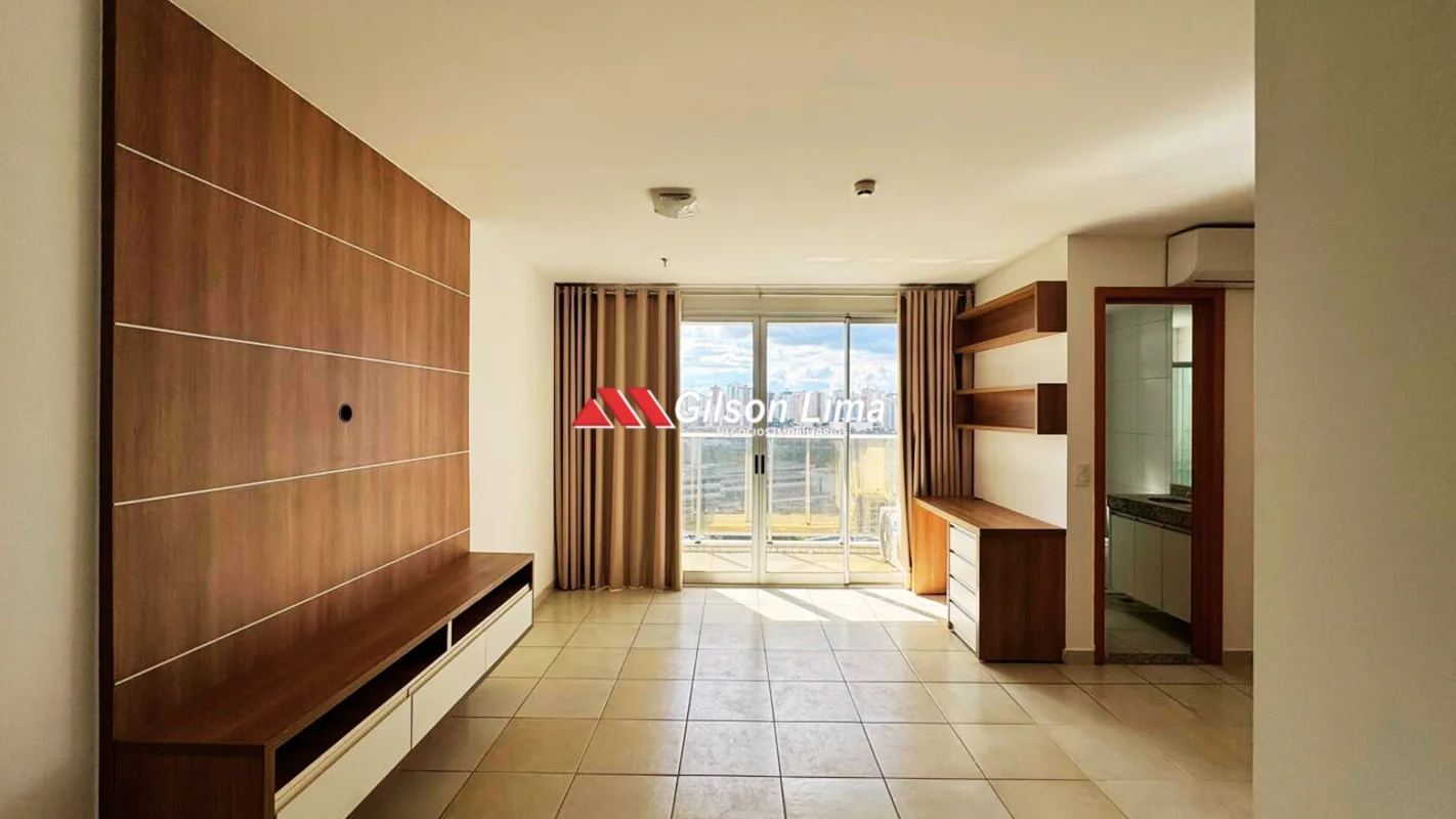 ** 1 Quarto - Varanda - ANDAR ALTO - Armários - Condomínio alto padrão **GILSON ...