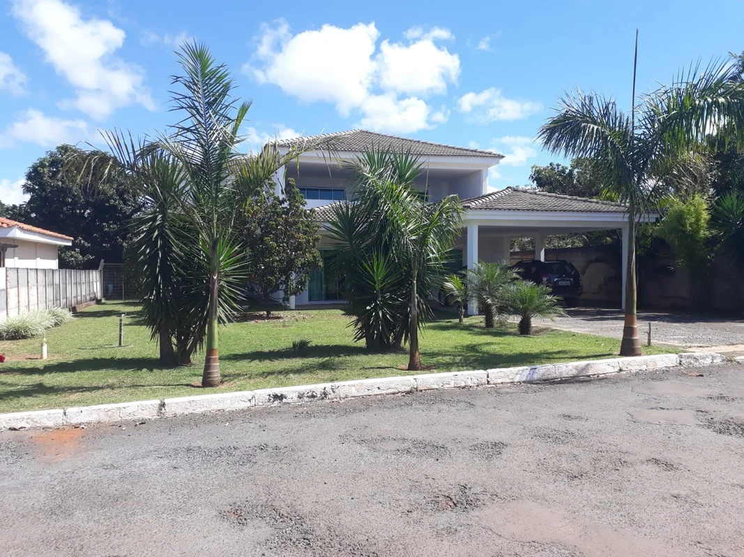 Descubra uma oportunidade única no Condomínio Residencial Prive La Font, em Para...