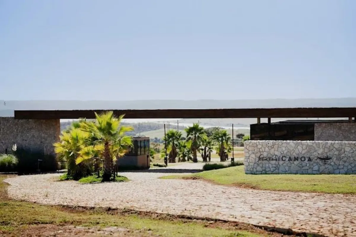 Lote com Vista – Fazenda Canoa | Lago Corumbá IV | 717 m²Lote D73Área do Terreno...