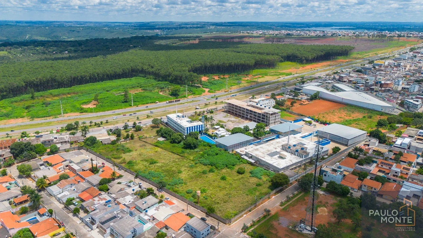 *Paulo Monte vende*Área Comercial – Itapoã / DF | Frente para DF-250Área com 18....