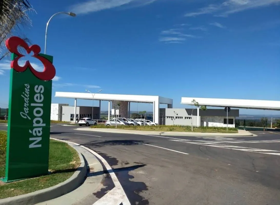 ?? Condomínio Jardins Nápoles – Senador CanedoExcelente oportunidade para constr...