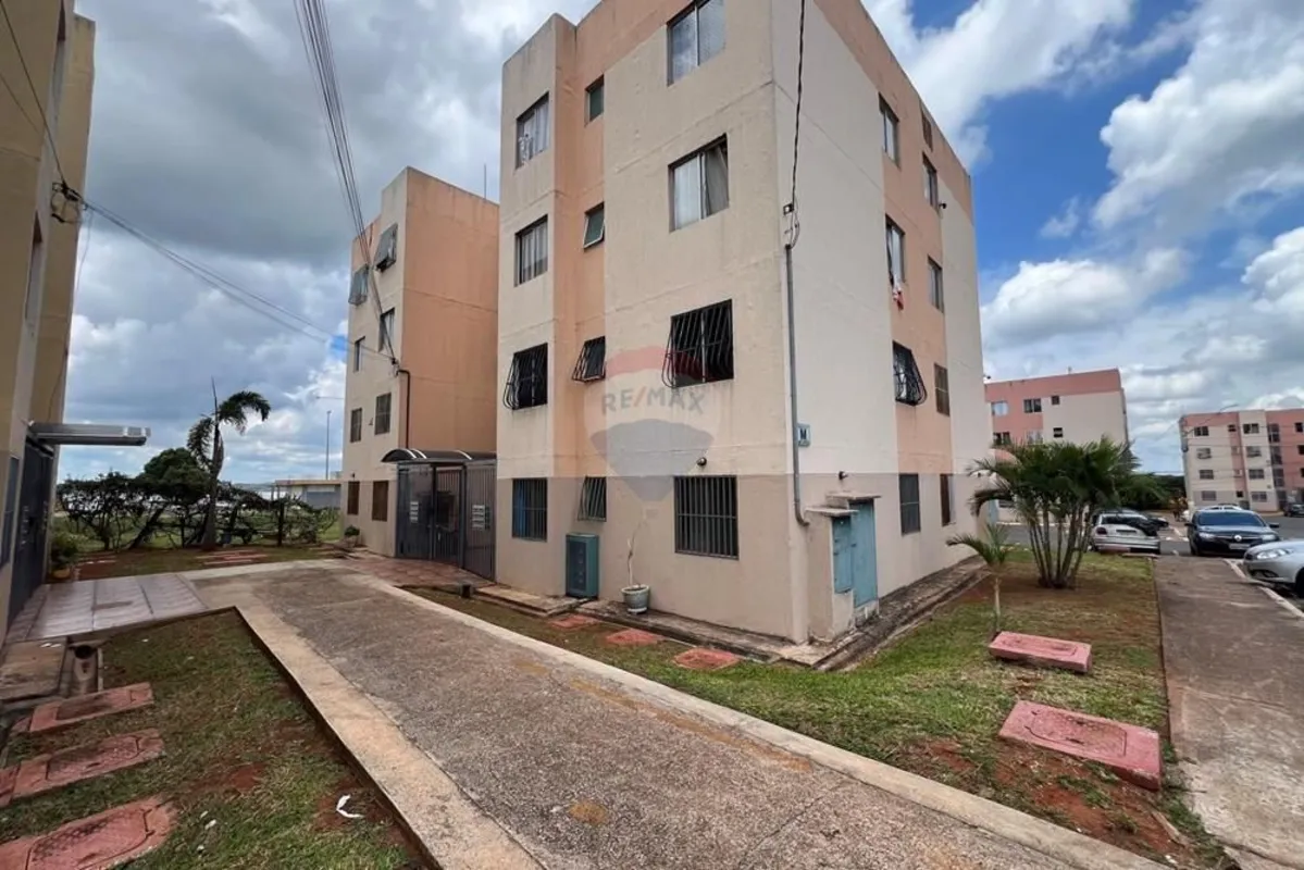 Apartamento bem localizado, situado em uma região segura, tranquila e com excele...