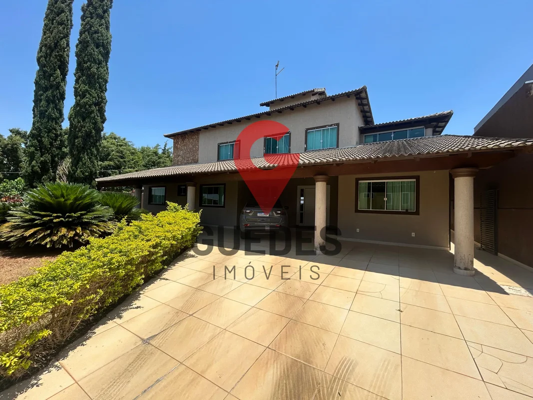 CASA À VENDA – CONDOMÍNIO OURO VERMELHO IUma residência ampla, elegante e muito ...