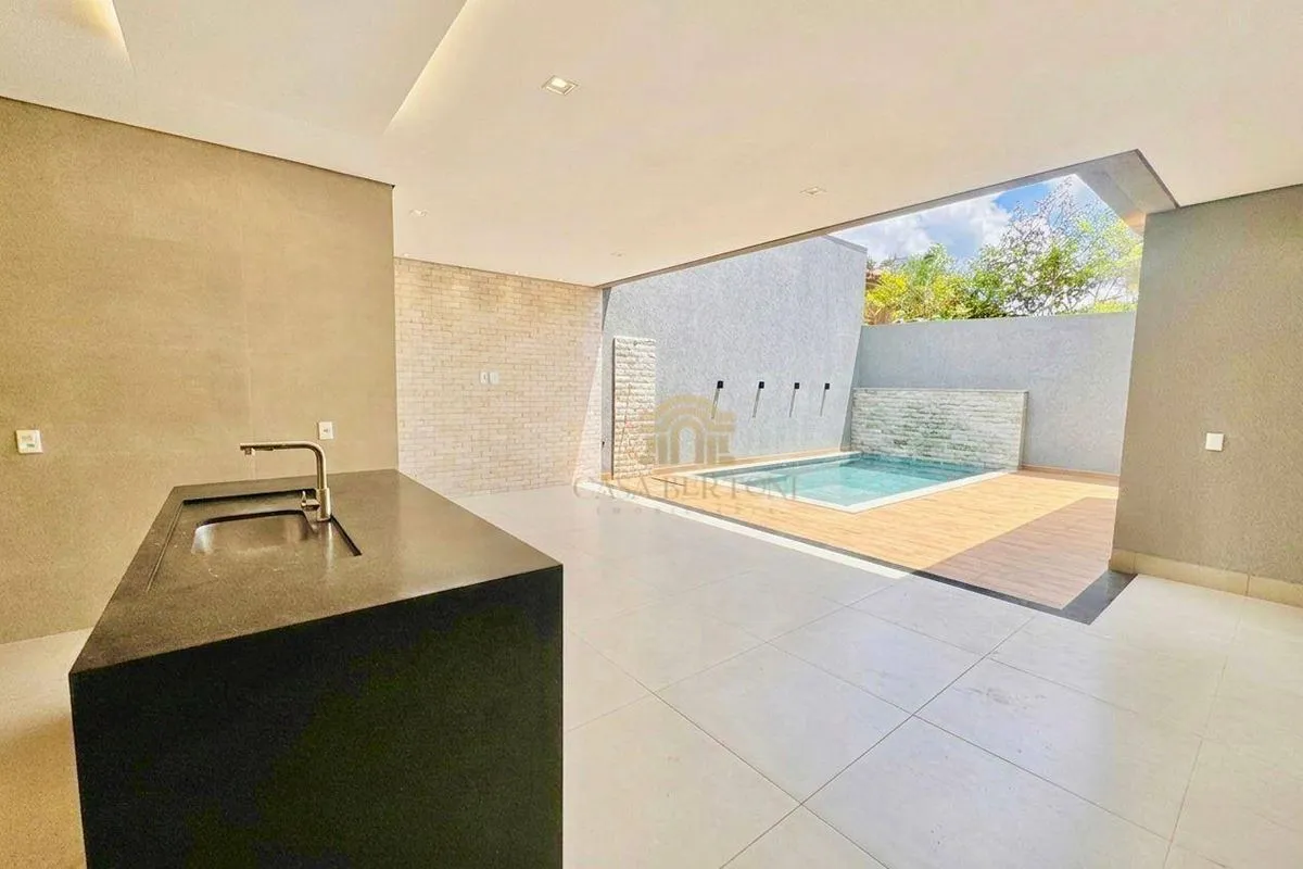 CASA RUA 12 VICENTE PIRES LOTE 400M² 3 SUÍTES ESCRITÓRIO PISCINA AQUECIDACasa mo...