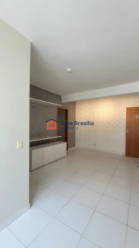 Excelente Apartamento no Setor Industrial de Taguatinga, na QI 3, a poucos passo...