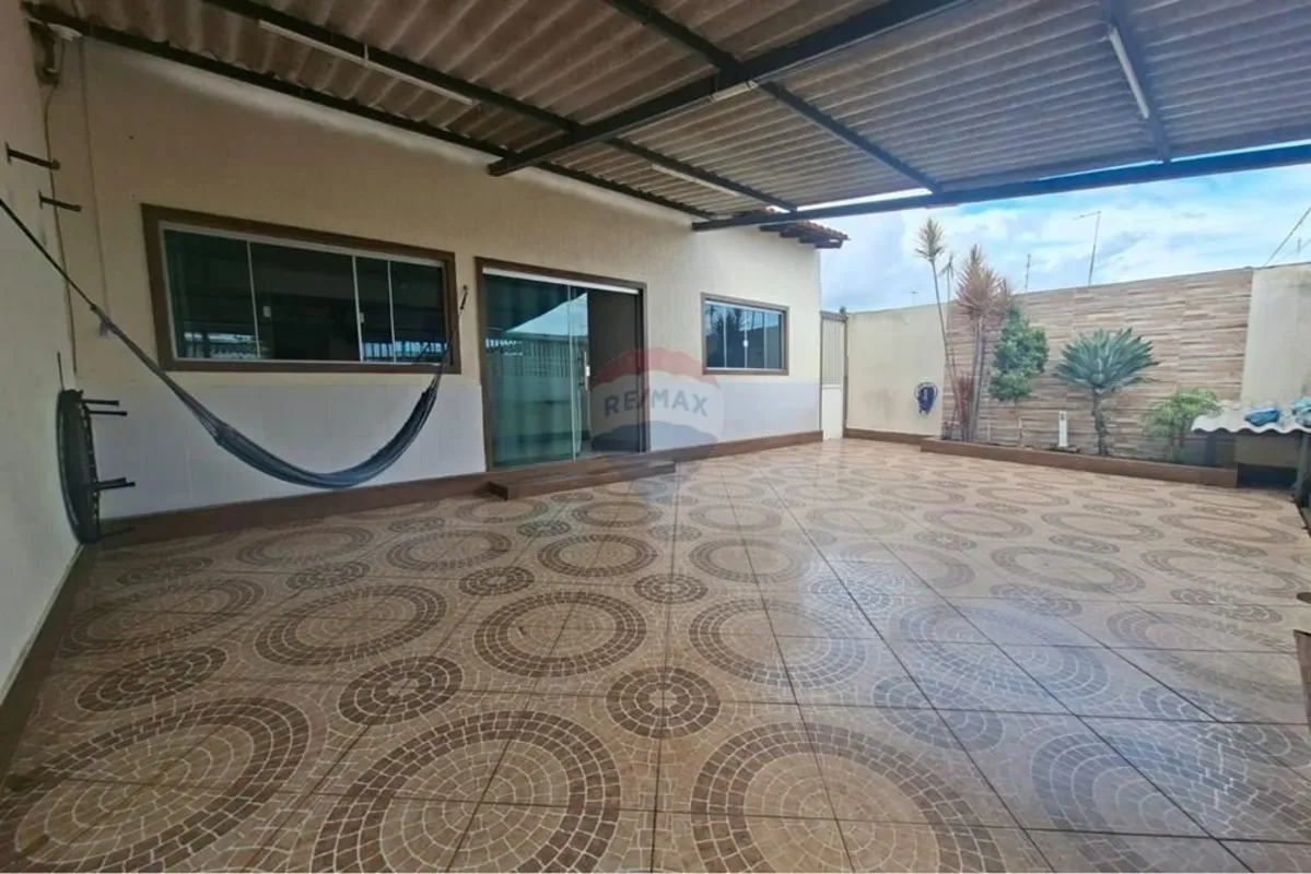 VENDE-SE CASA NO SOL NASCENTE TRECHO 02 ABAIXO DA MADEIREIRA TABAJARA 03 QUARTOS...
