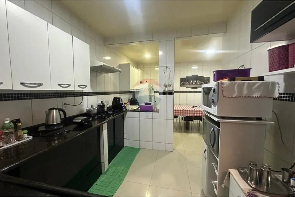 Apresentamos uma excelente oportunidade para quem busca conforto, espaço e local...