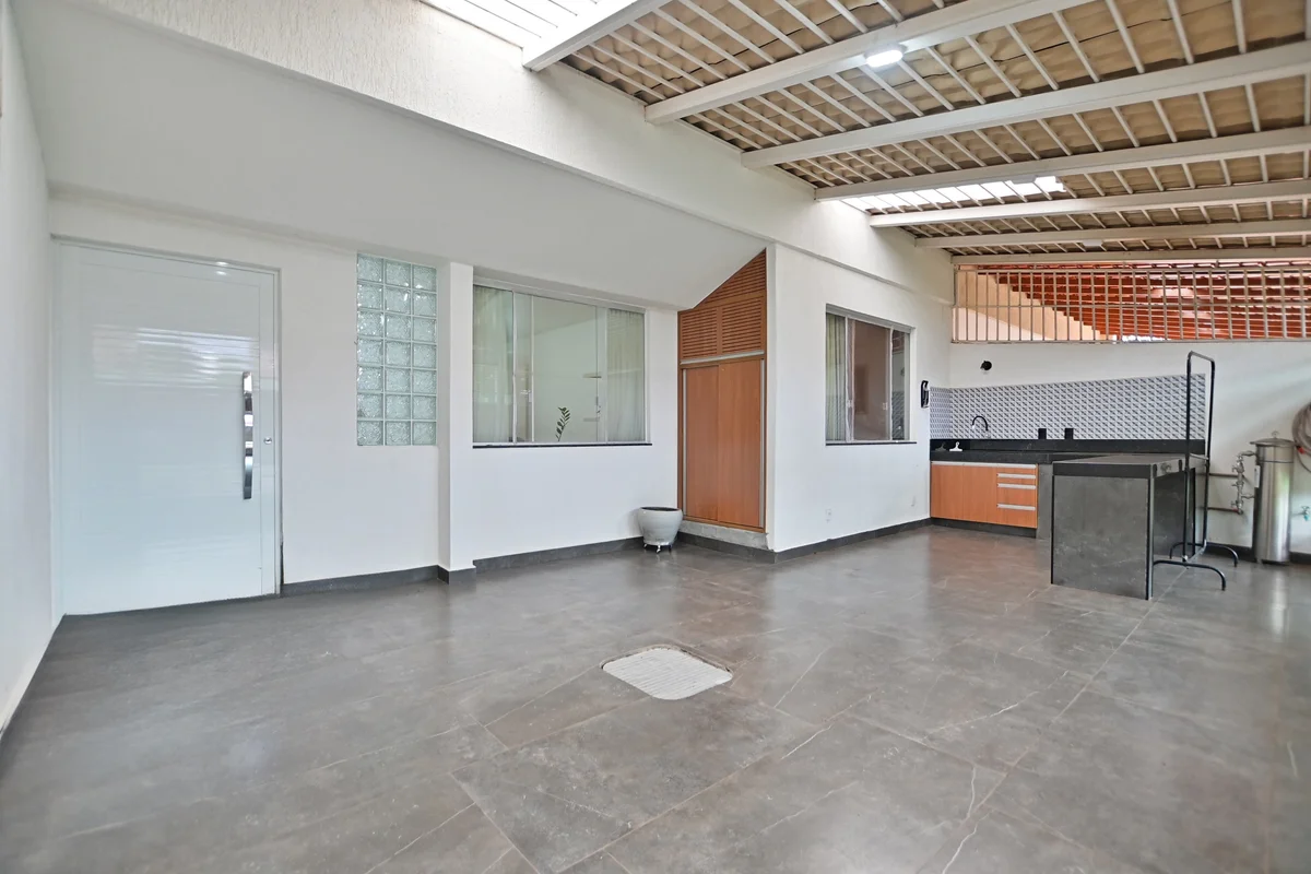 Casa à venda com 3 quartos na Asa Norte, Brasília - R$ - DFimoveis.com