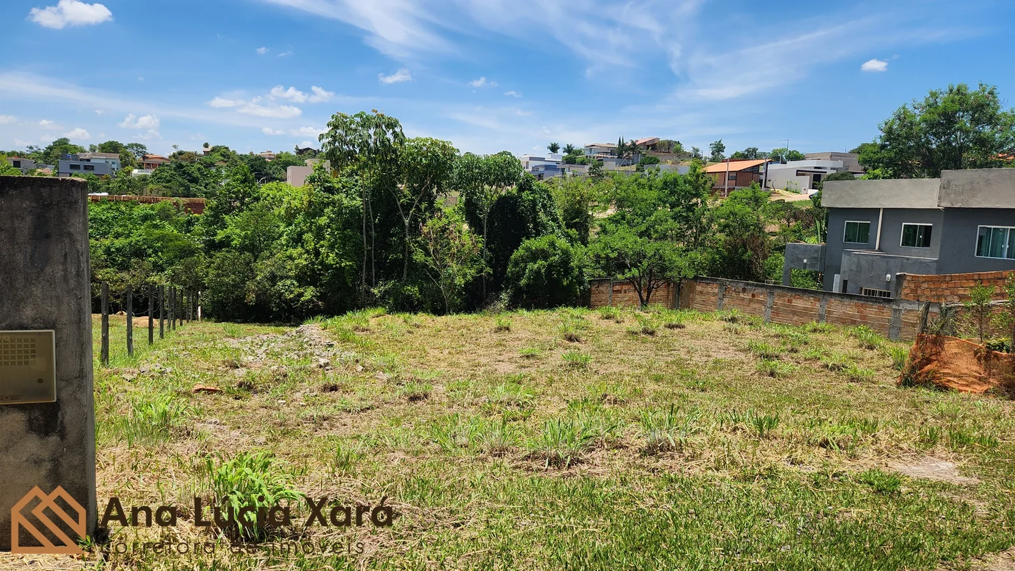 Terreno à Venda – 798,85m² Escriturado | Área Física de Aproximadamente 1.050m²"...