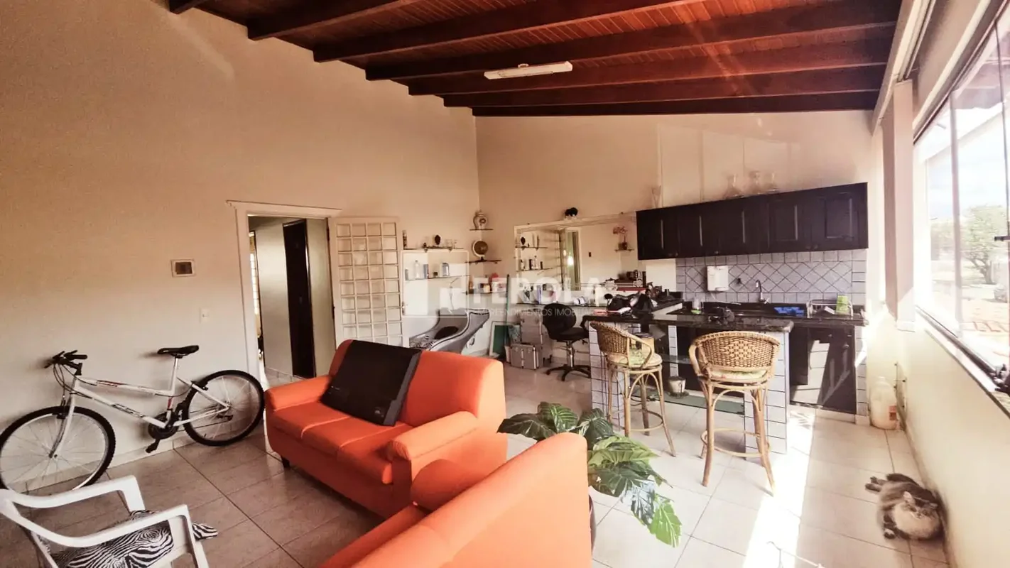 FEROLA A MAIS ACESSA DE BRASÍLIA VENDE CASA NA QI 06 - 98224-8049 - LAJE E MANTA...