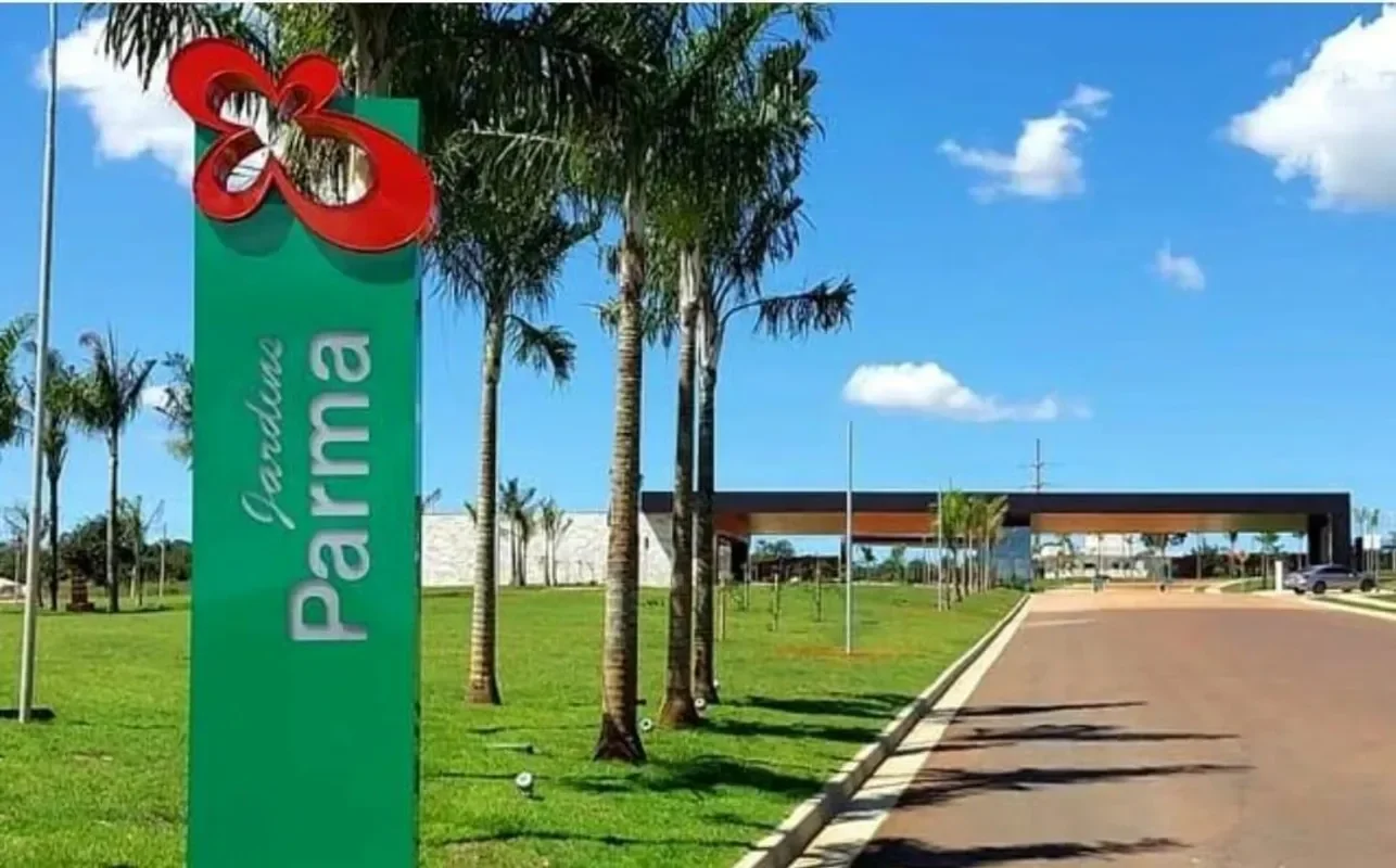 LOTE DE ESQUINA JARDINS PARMA - SENADOR CANEDOLOTE DE ESQUINA, com 420 m2, muito...