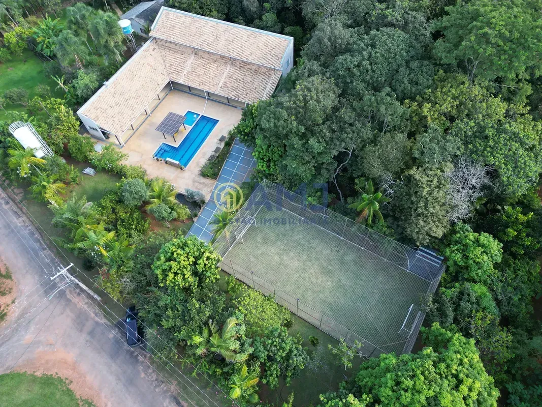 CHÁCARA MOBILIADA LAZER COMPLETO E MUITO ESPAÇOTerreno com 5.353,62 m² 8 suítes ...