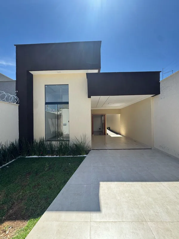 VILA OLIVEIRA - APARECIDA DE GOIÂNIA - GO? 03 QUARTOS SENDO 01 SUÍTE? 245M² DE L...