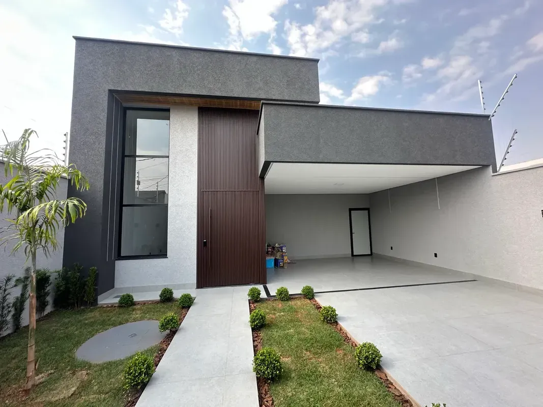 Casa a venda Setor Três Marias próximo ao Atacadão Costa- 3 Suítes plenas sendo ...