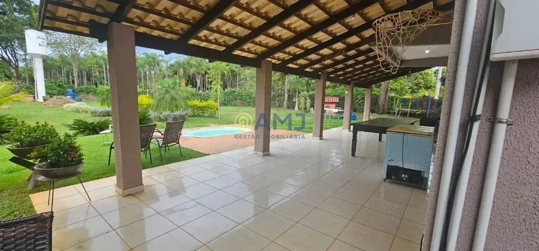 CHÁCARA À VENDA CONDOMÍNIO VALE DAS CACHOEIRAS ARAGOIÂNIA/GOApenas 28 km de Goiâ...