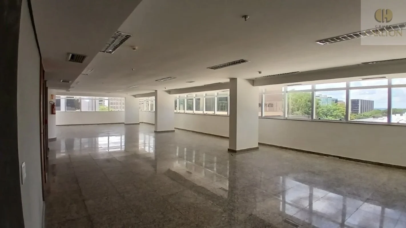 Sala comercial de 1.114m² para locação na SBS Quadra 2, ASA SUL, Brasília. Local...
