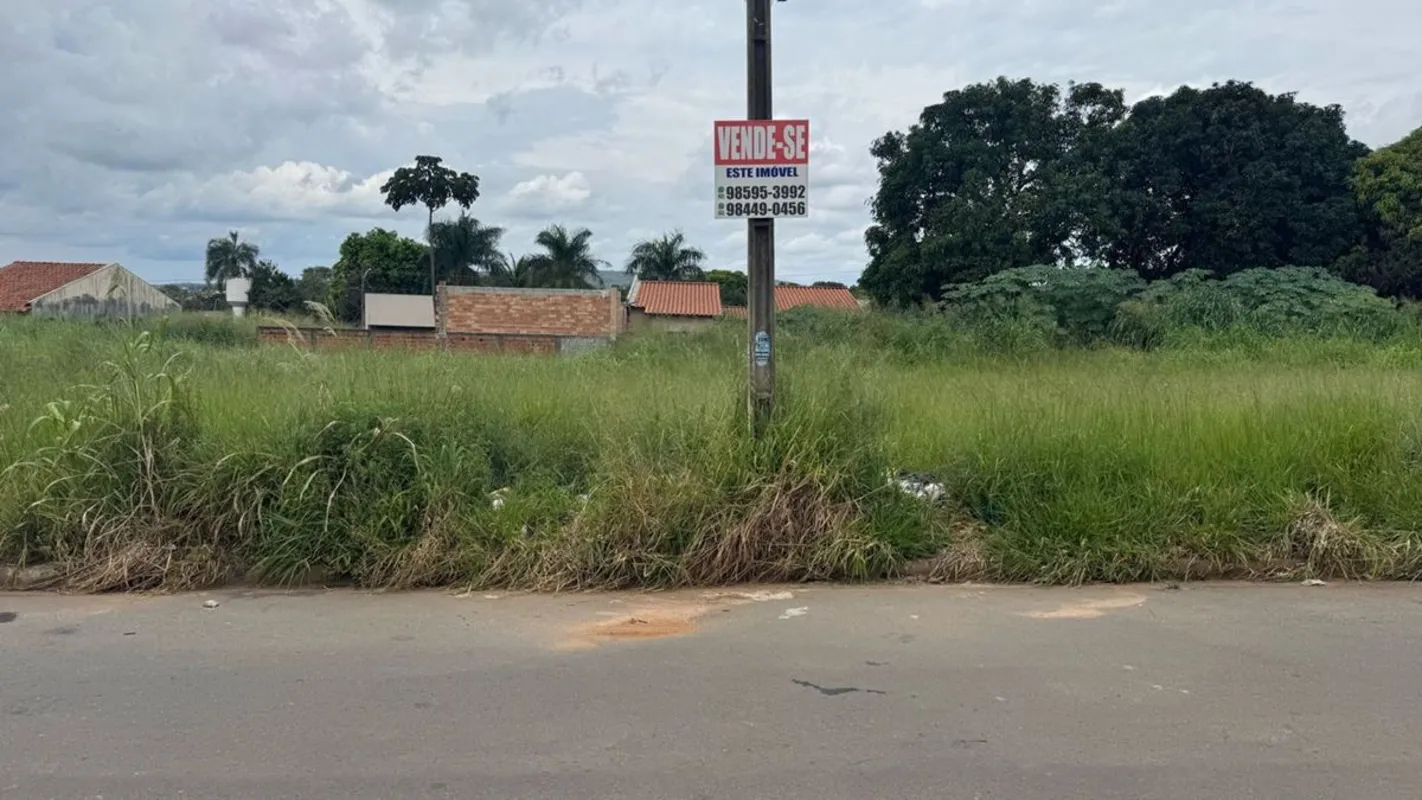 Vende-se um 01 Lote Rua Áurea, Bem Localizado, no Setor Jardim Buriti Sereno - A...