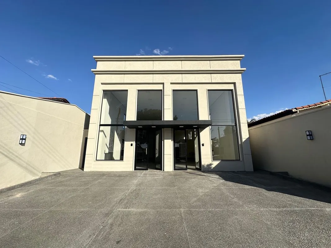 Excelente loja comercial com 190m² no Setor Jardim Mariliza. Imóvel de primeira ...