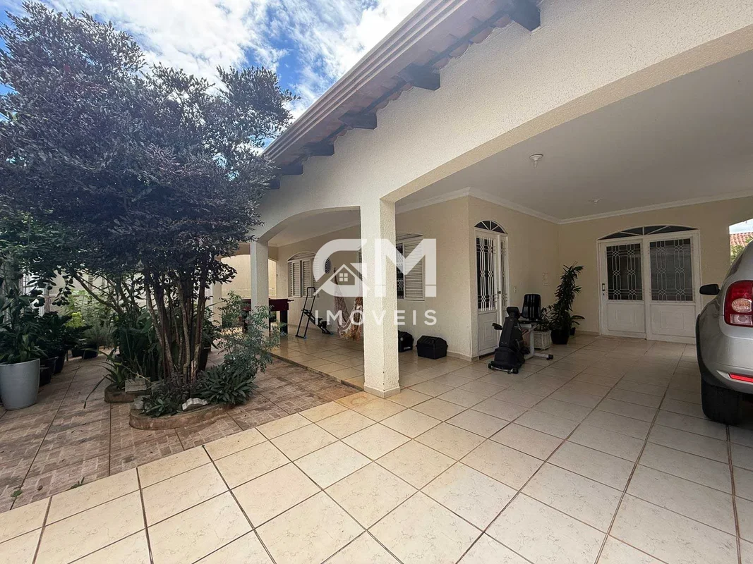 GM IMÓVEIS, VENDE EXCELENTE CASA NO CONDOMINIO IMPÉRIO DOS NOBRES LINDA CASA COL...