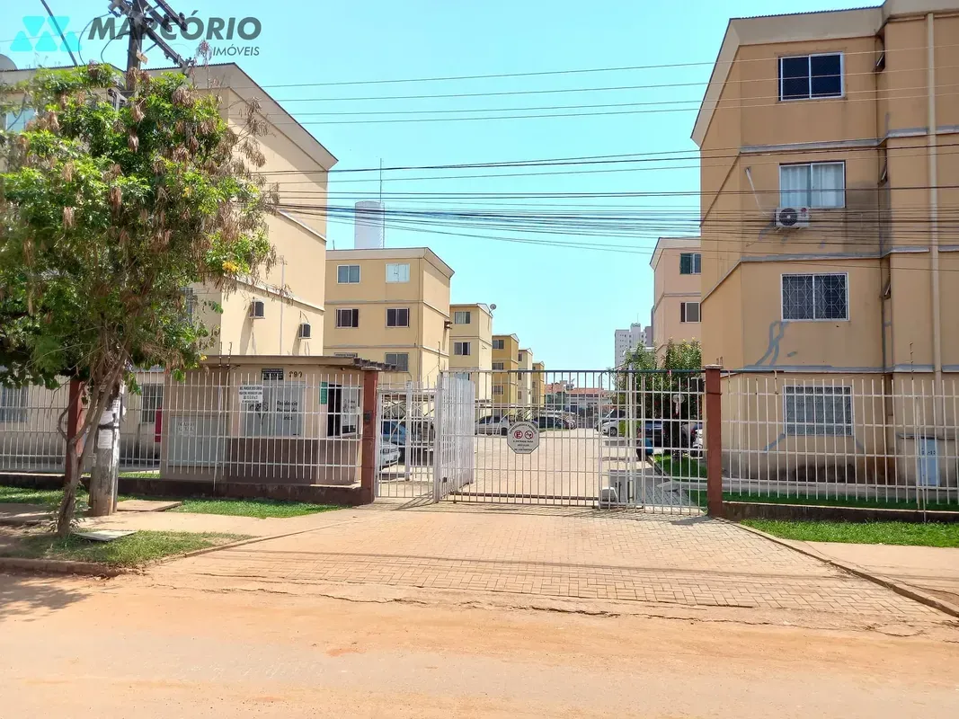 Apartamento em ótima localização no setor Negrão de Lima, em rente a uma praça c...