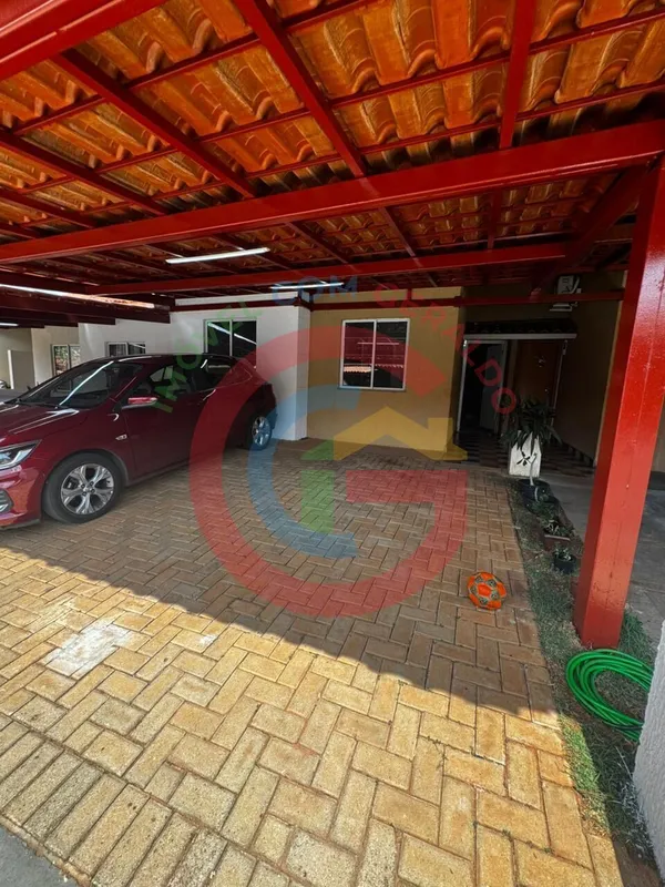 Ideal para famílias que querem segurança, paz e conforto.Casa em Condomínio Fech...