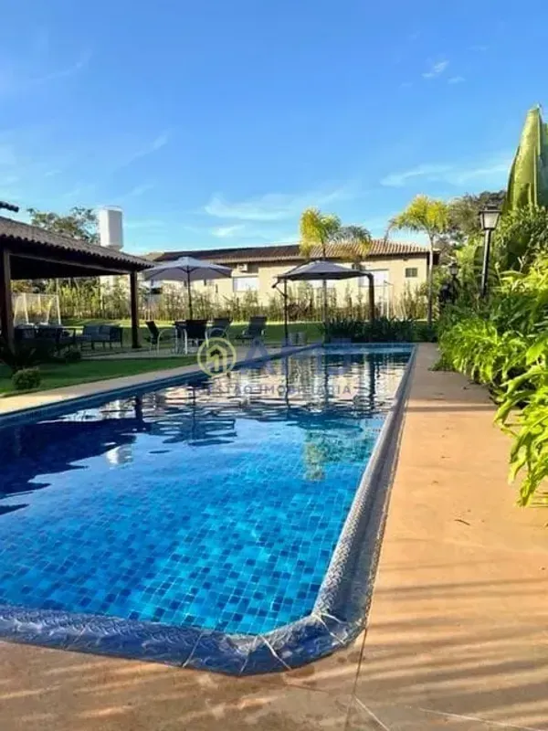CHÁCARA À VENDA COND. COUNTRYVILLE HIDROLÂNDIA/GOTerreno: 1.200 m² Construção: 2...
