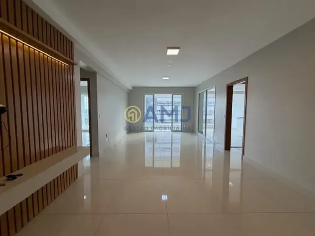  APARTAMENTO AMPLO À VENDA NO SETOR BUENO EDIFÍCIO SPLENDOREMore em uma das loca...