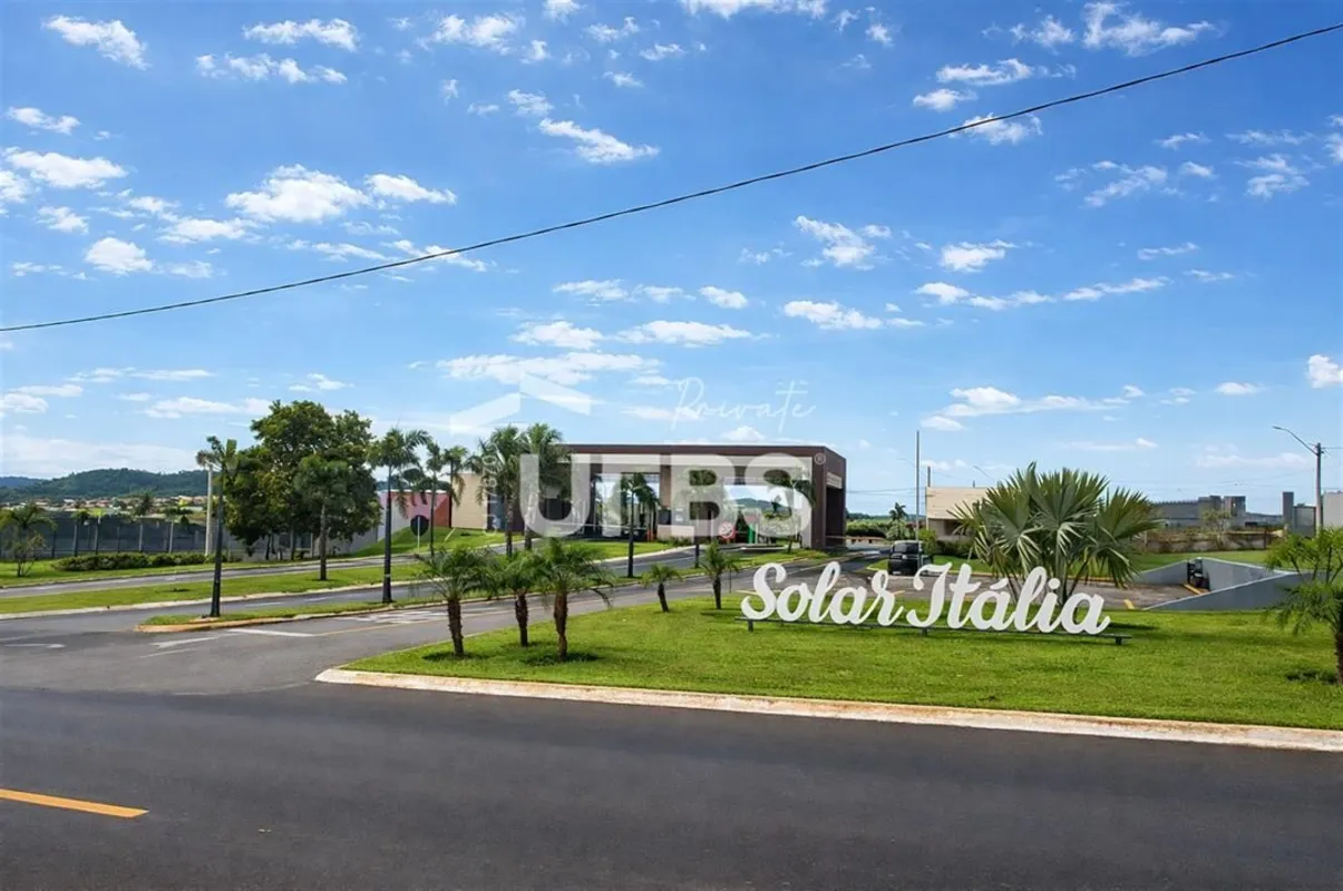 COD U-0031390 - Lote com 300,00 m2 ( 12x25), plano, no Condominio Solar Italia S...